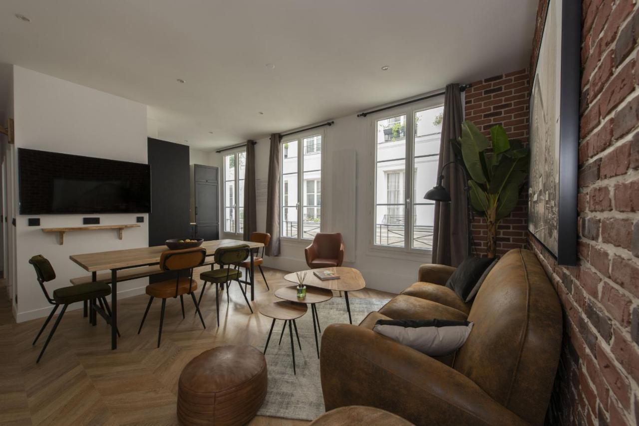 Time Line Apartment *